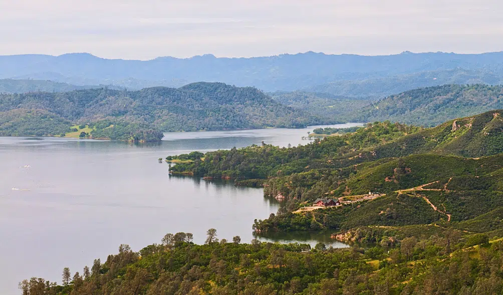 10 Best Kayaking Spots in California | Paddling in California 11 Lake Nacimiento