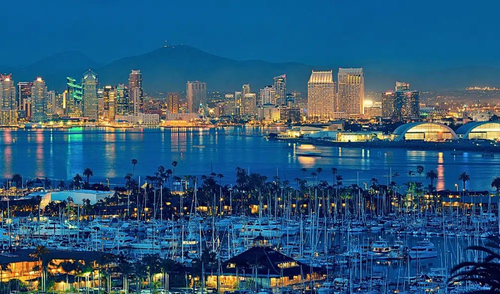 10 Best Kayaking Spots in California | Paddling in California 8 San Diego Bay