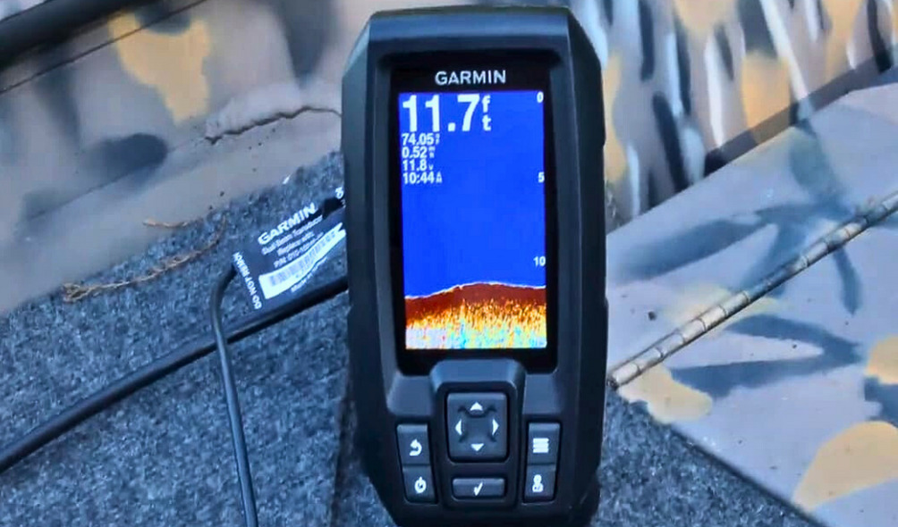 Garmin Striker 4