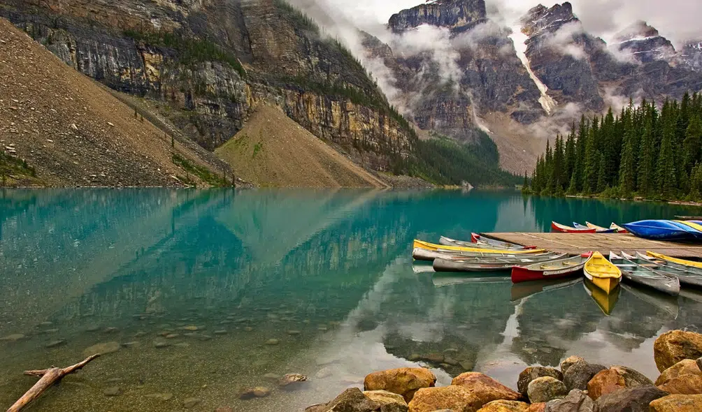 Canoeing on Lake Moraine | Everything You Need To Know 3 Moraine Lake